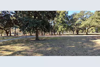 197 Pleasant Point Drive, Beaufort, SC 29907 - Photo 9