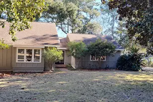 197 Pleasant Point Dr, Beaufort, SC 29907 - Photo 5