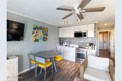 40 Folly Field #131c, Hilton Head, SC 29928 - Photo 5