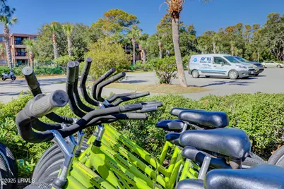 40 E Folly Field #131c, Hilton Head Island, SC 29928 - Photo 9