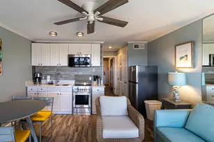 40 Folly Field, Hilton Head, SC 29928 - Photo 11