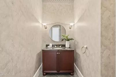 8 Queens Way, Hilton Head Island, SC 29928 - Photo 21