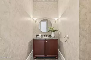 8 Queens Way, Hilton Head, SC 29928 - Photo 21