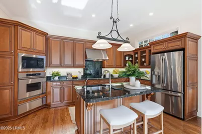 8 Queens Way, Hilton Head Island, SC 29928 - Photo 15