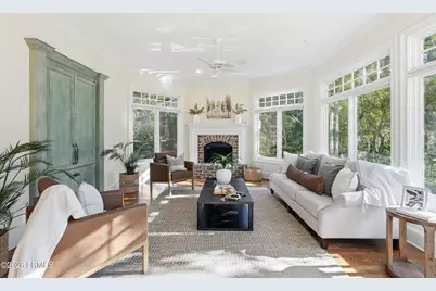 8 Queens Way, Hilton Head Island, SC 29928 - Photo 19