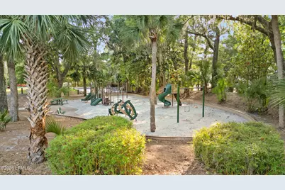 8 Queens Way, Hilton Head, SC 29928 - Photo 39