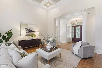 8 Queens Way, Hilton Head, SC 29928 - Photo 7