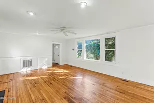 2301 Hermitage Rd, Beaufort, SC 29902 - Photo 13