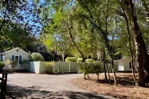 2301 Hermitage Rd, Beaufort, SC 29902 - Photo 7