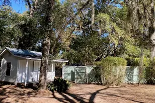 2301 Hermitage Rd, Beaufort, SC 29902 - Photo 39