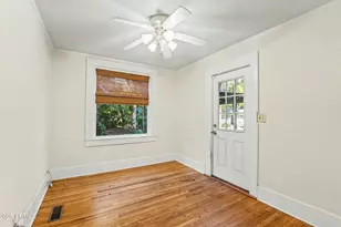 2301 Hermitage Rd, Beaufort, SC 29902 - Photo 25