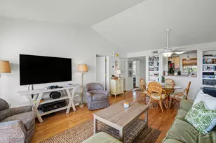 731 N Hampton Ct, Ladys Island, SC 29920 - Photo 21