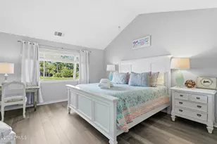 108 N Sea Pines Dr, Hilton Head Island, SC 29928 - Photo 17