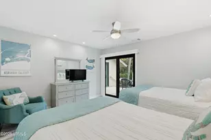 108 N Sea Pines Dr, Hilton Head Island, SC 29928 - Photo 13