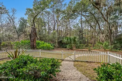183 Brickyard Point Road S, Beaufort, SC 29907 - Photo 45