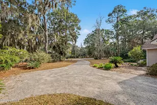 183 Brickyard Point Rd S, Beaufort, SC 29907 - Photo 41