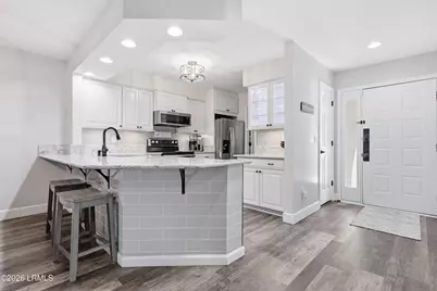 200 Colonnade Club #181, Hilton Head, SC 29928 - Photo 5