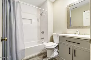 125 Shipyard Dr, Hilton Head Island, SC 29928 - Photo 17