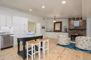 14 Bay Pines Dr, Hilton Head Island, SC 29928 - Photo 17