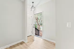 2602 Joshua Cir, Beaufort, SC 29902 - Photo 3
