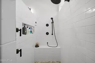 809 Island Cir W, Saint Helena Island, SC 29920 - Photo 19