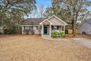 15 Mary Elizabeth Dr, Beaufort, SC 29907 - Photo 1