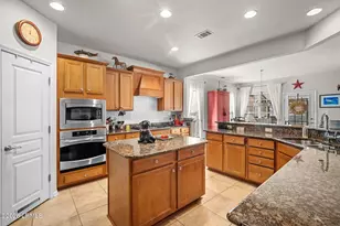 1 Abbotsbury Pl, Bluffton, SC 29910 - Photo 9