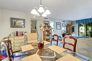 42 S Forest Beach Dr, Hilton Head, SC 29928 - Photo 7