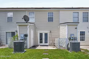 333 Campus Ln, Bluffton, SC 29909 - Photo 17