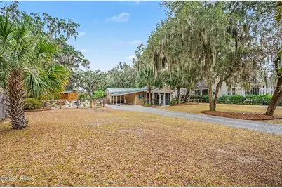 1309 Newcastle Street, Beaufort, SC 29902 - Photo 9