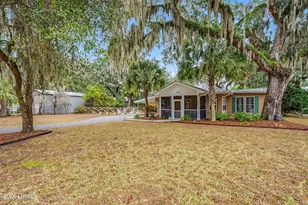 1309 Newcastle St, Beaufort, SC 29902 - Photo 5