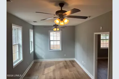 905 Belleview Circle W, Beaufort, SC 29902 - Photo 9