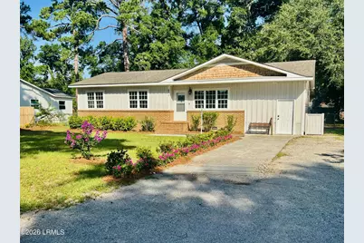 905 Belleview Circle W, Beaufort, SC 29902 - Photo 1
