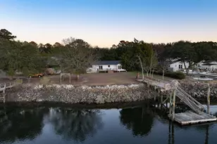 1820 Carolina Ave, Beaufort, SC 29906 - Photo 5