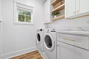 22 River Dr, Beaufort, SC 29907 - Photo 15