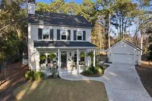 22 River Dr, Beaufort, SC 29907 - Photo 1