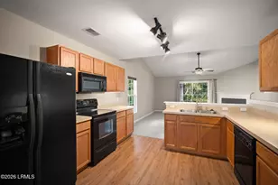 8 Hidden Lakes Dr, Bluffton, SC 29910 - Photo 11