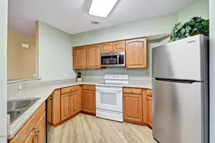 55 Barcelona Rd, Hilton Head, SC 29928 - Photo 13