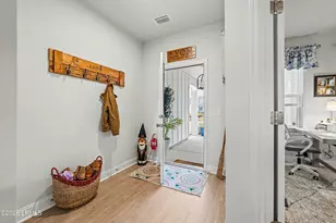 1238 Windswept Oak Ln, Beaufort, SC 29902 - Photo 5