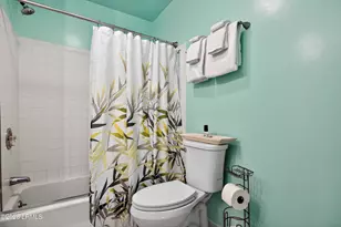 36 Deallyon Ave, Hilton Head Island, SC 29928 - Photo 21