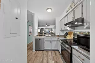 36 Deallyon Ave, Hilton Head Island, SC 29928 - Photo 5