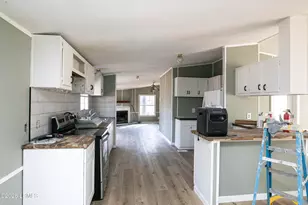 677 Trask Pkwy, Seabrook, SC 29940 - Photo 3