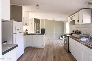 677 Trask Pkwy, Seabrook, SC 29940 - Photo 5