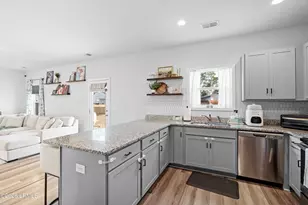 58 Cedarwood St, Beaufort, SC 29906 - Photo 17