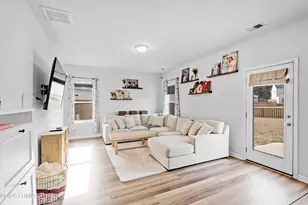 58 Cedarwood St, Beaufort, SC 29906 - Photo 9