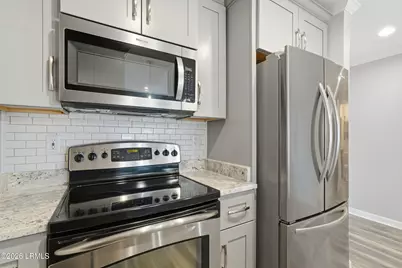 70 Helmsman Way #1424, Hilton Head, SC 29928 - Photo 5