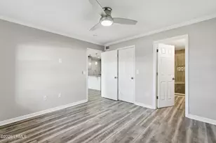 70 Helmsman Way, Hilton Head, SC 29928 - Photo 11