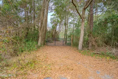 673 Sea Island Parkway, Saint Helena Island, SC 29920 - Photo 15