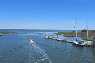976 Sams Point Rd, Beaufort, SC 29907 - Photo 43