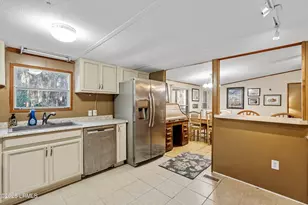 976 Sams Point Rd, Beaufort, SC 29907 - Photo 11